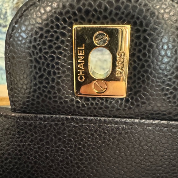 Chanel Black Caviar Jumbo Classic Double Flap with GHW - Picture 5 of 11
